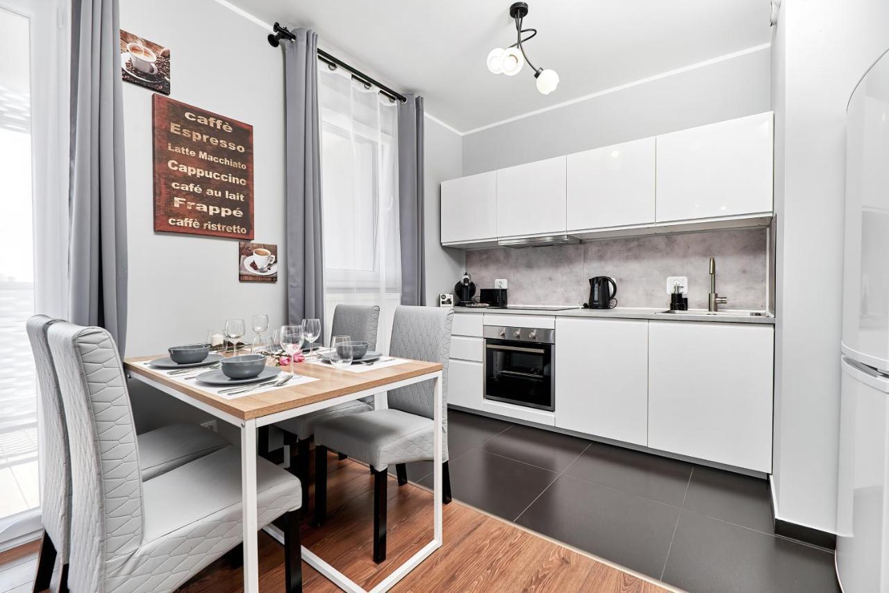 Apartment Wroclaw Sikorskiego With Free Garage By Renters Prestige Exteriör bild