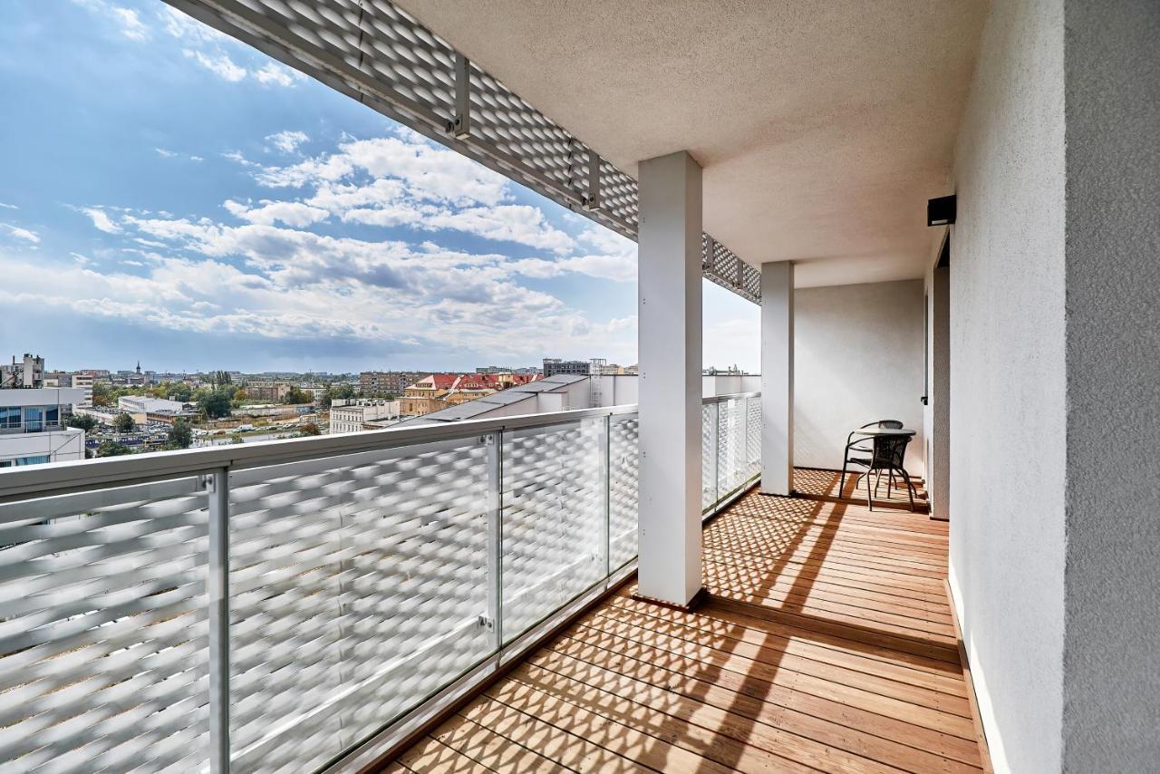 Apartment Wroclaw Sikorskiego With Free Garage By Renters Prestige Exteriör bild