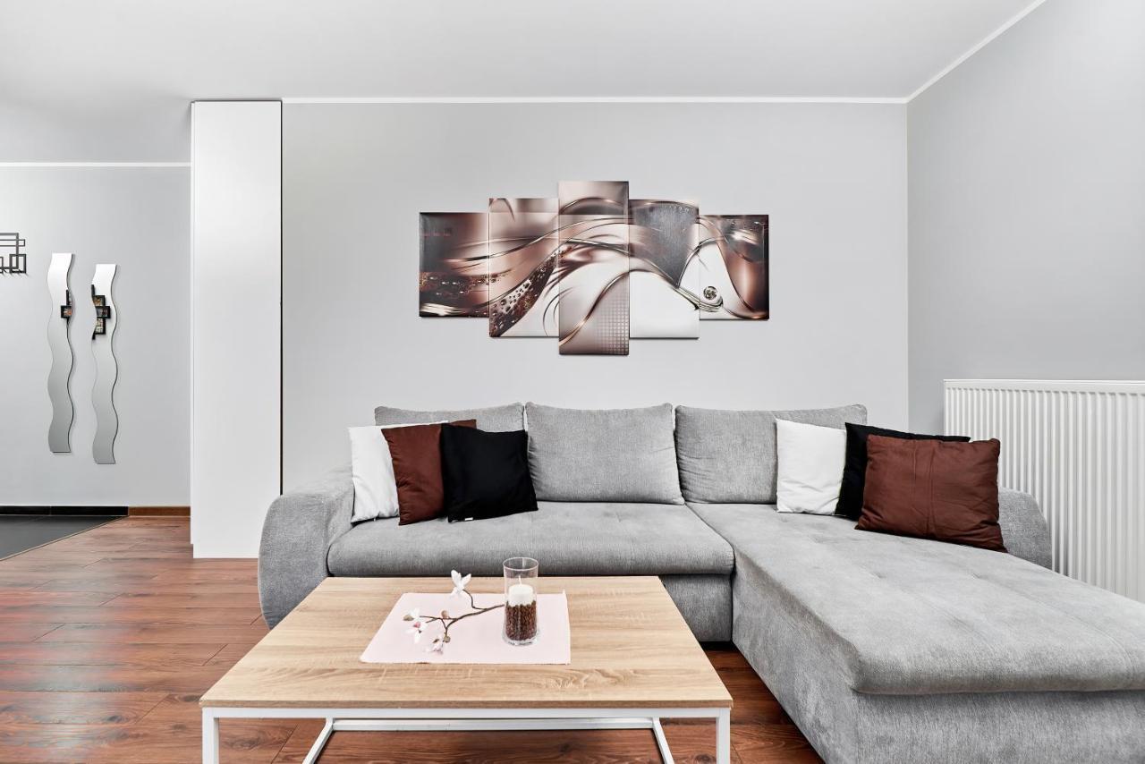Apartment Wroclaw Sikorskiego With Free Garage By Renters Prestige Exteriör bild