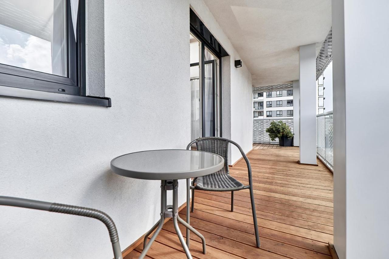Apartment Wroclaw Sikorskiego With Free Garage By Renters Prestige Exteriör bild